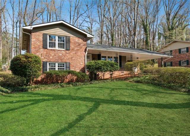 Property at 731 Fern St SE, Marietta, GA 30067, 4 beds, 2 baths