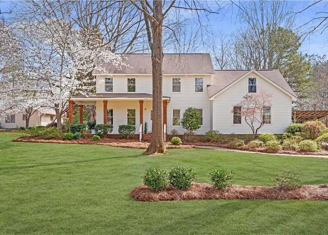 Property at 2989 Oak Grove Church Rd, Carrollton, GA 30117, 5 beds, 3.5 baths