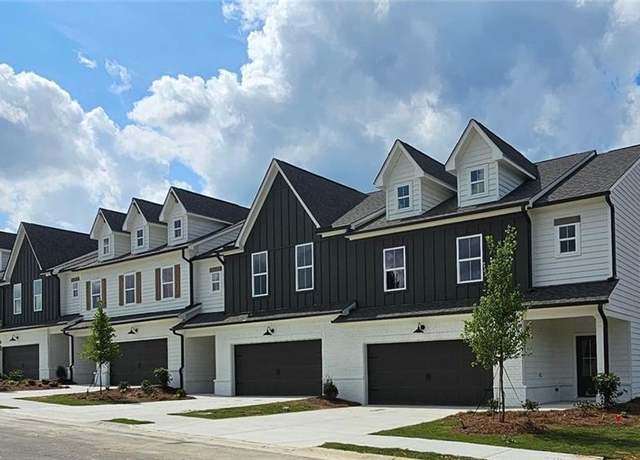 Property at 206 Sharon Ln, Loganville, GA 30052, 3 beds, 2.5 baths