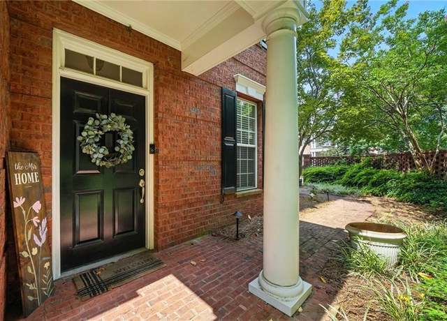 Property at 4850 Ivy Ridge Dr SE #104, Atlanta, GA 30339, 2 beds, 2.5 baths