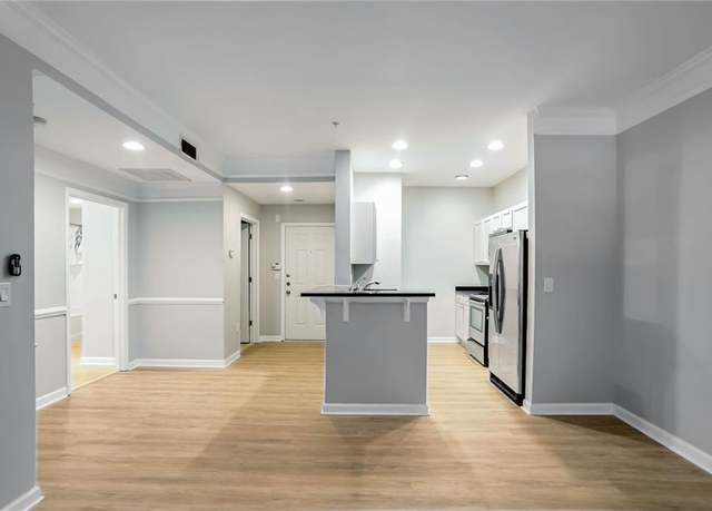 Property at 2700 Pine Tree Rd NE #1007, Atlanta, GA 30324, 1 bed, 1 bath
