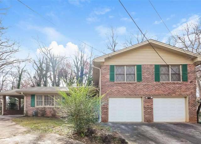 Property at 2385 Dawn Ct, Decatur, GA 30032, 3 beds, 2.5 baths