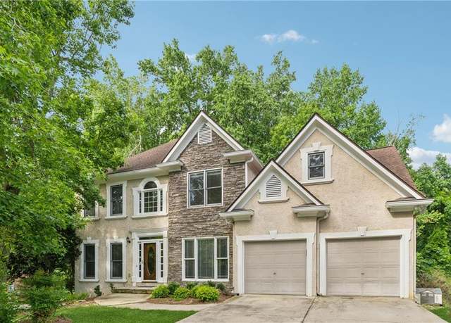 Property at 3355 Golfe Links Dr, Snellville, GA 30039, 5 beds, 3 baths