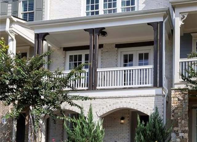 Property at 967 S On Main Dr, Woodstock, GA 30188, 3 beds, 3.5 baths