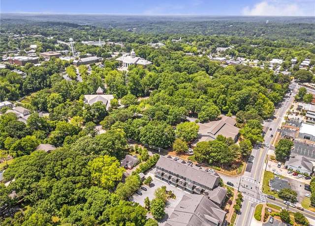 Property at 963 Forrest St, Roswell, GA 30075, 3 beds, 3.5 baths