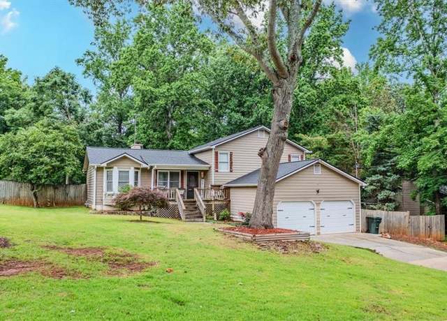 Property at 252 Parkway Ct, Dallas, GA 30157, 3 beds, 2 baths
