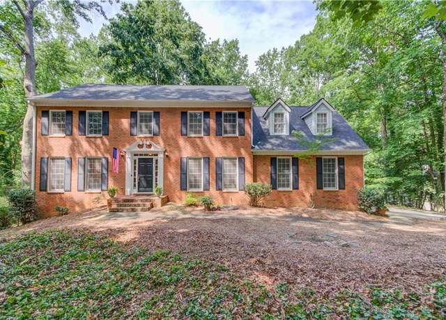 Property at 3741 Windhurst Dr, Lilburn, GA 30047, 5 beds, 2.5 baths