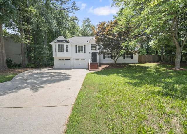 Property at 990 Trestle Dr, Austell, GA 30106, 4 beds, 3 baths