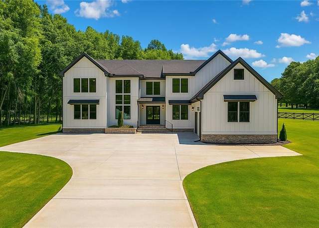 Property at 1604 Greendale Rd, Covington, GA 30014, 5 beds, 5.5 baths