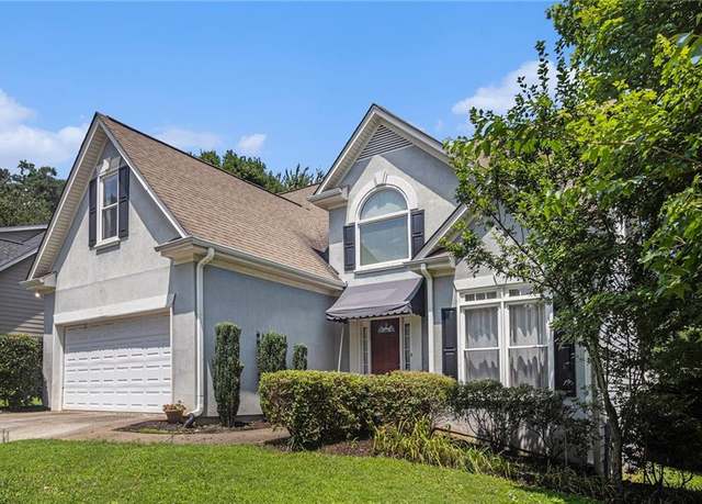 Property at 1469 Crescent Walk, Decatur, GA 30033, 4 beds, 2.5 baths