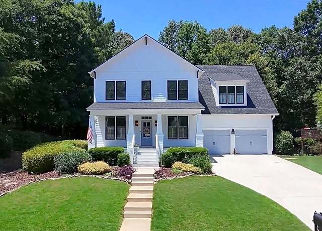 Property at 5807 Peacock Ln, Hoschton, GA 30548, 5 beds, 3.5 baths