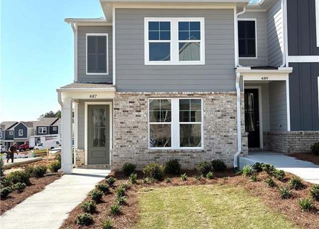 Property at 487 Crown Dr, Cartersville, GA 30120, 3 beds, 2.5 baths
