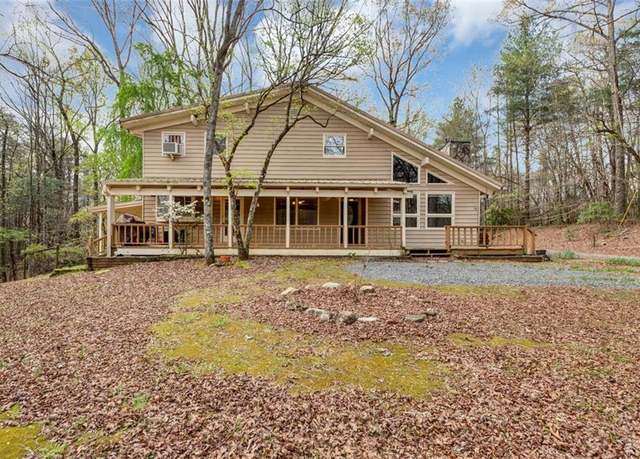 Property at 18 Goldmine Rd, Ellijay, GA 30536, 3 beds, 2.5 baths