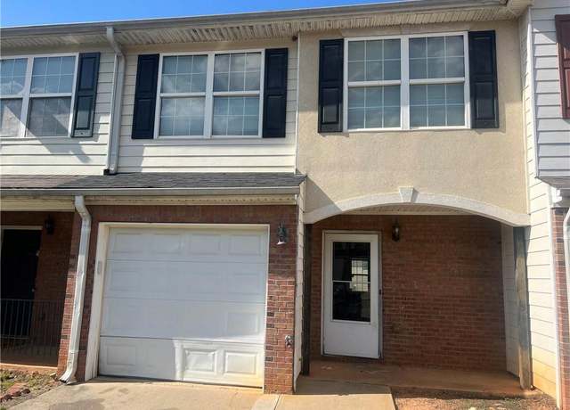 Property at 730 Georgetown Ln, Jonesboro, GA 30236, 3 beds, 2.5 baths