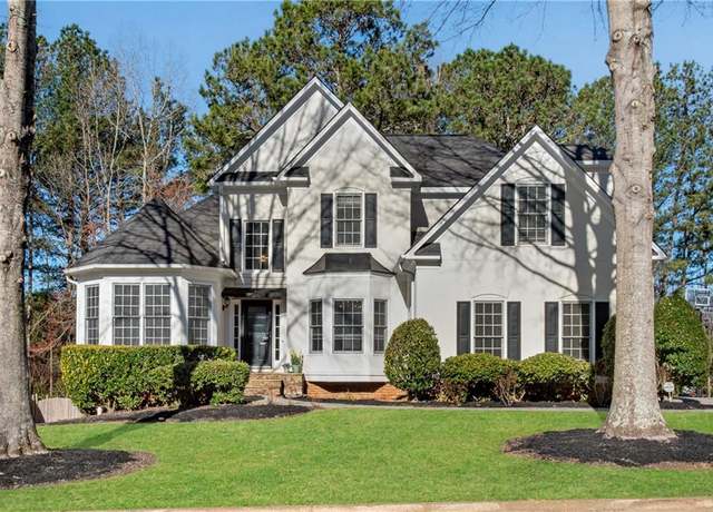 Property at 3015 Foxhall Overlook, Roswell, GA 30075, 5 beds, 4.5 baths