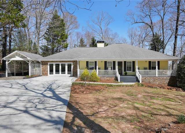 Property at 310 Sage St, Demorest, GA 30535, 3 beds, 2.5 baths