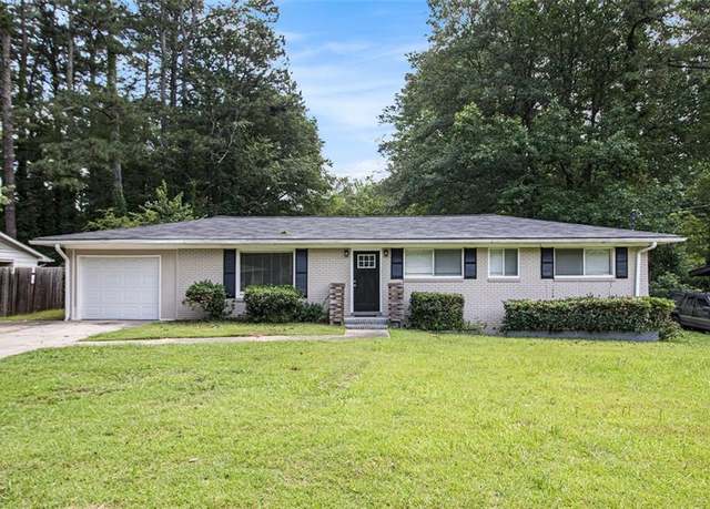 Property at 2292 Country Club Ln SW, Atlanta, GA 30311, 3 beds, 2 baths