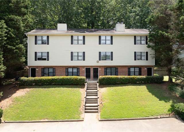 Property at 3102 Destin Cir, Snellville, GA 30078, 12 beds, 8 baths