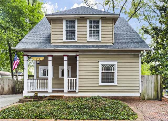 Property at 646 Augusta Pl, Atlanta, GA 30315, 3 beds, 2.5 baths