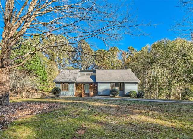 Property at 1963 Tripp Rd, Woodstock, GA 30188, 3 beds, 2 baths