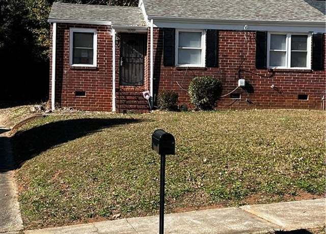 Property at 1777 Cahoon St SW, Atlanta, GA 30310, 3 beds, 1 bath