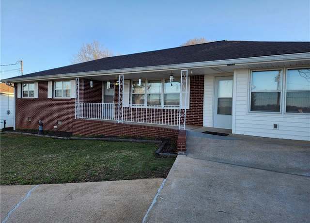 Property at 4620 Woodlane Dr, Oakwood, GA 30566, 3 beds, 1.5 baths