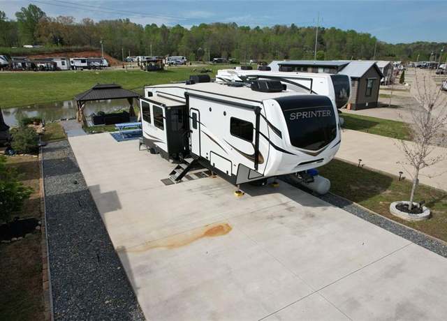 Property at 173 Mountain Meadows Dr, Morganton, GA 30560