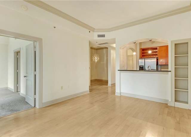 Property at 3445 Stratford Rd NE #305, Atlanta, GA 30326, 1 bed, 1 bath