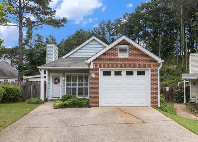 Property at 1908 Brittania Cir, Woodstock, GA 30188, 2 beds, 2 baths