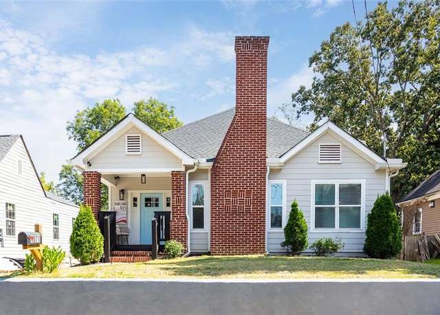 Property at 1071 White Oak Ave SW, Atlanta, GA 30310, 3 beds, 2 baths