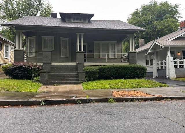 Property at 389 Dargan Pl SW, Atlanta, GA 30310, 3 beds, 2 baths