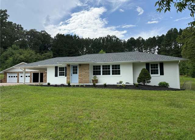 Property at 255 Loving Rd, Morganton, GA 30560, 4 beds, 2.5 baths