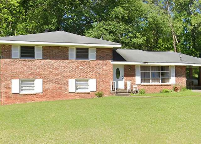 Property at 1905 Janet Ln, Decatur, GA 30035, 3 beds, 2 baths