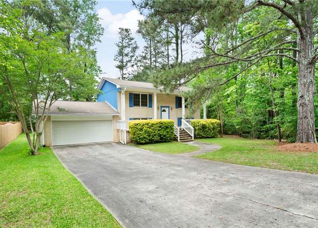 Property at 3003 Butler Creek Rd NW, Kennesaw, GA 30152, 3 beds, 2 baths