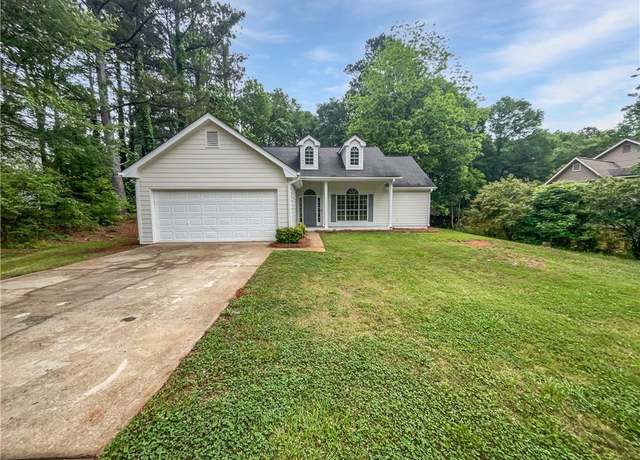 Property at 156 Regency Dr, Bethlehem, GA 30620, 3 beds, 2 baths