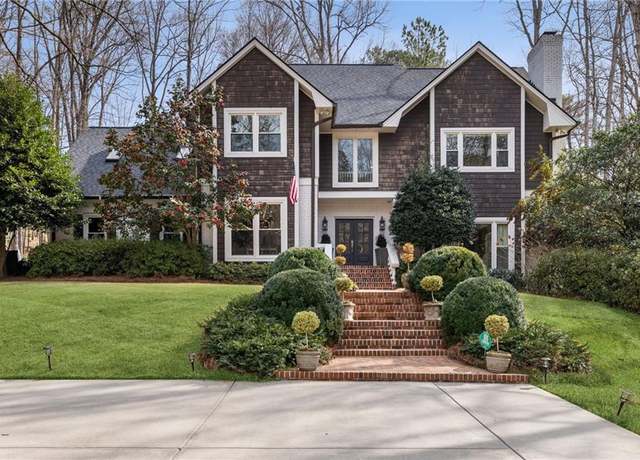 Property at 5575 Glen Errol Rd, Sandy Springs, GA 30327, 5 beds, 6.5 baths