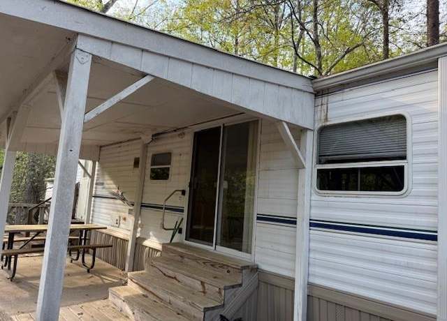 Property at 94 Rocky Ln, Cleveland, GA 30528, 1 bed, 1 bath
