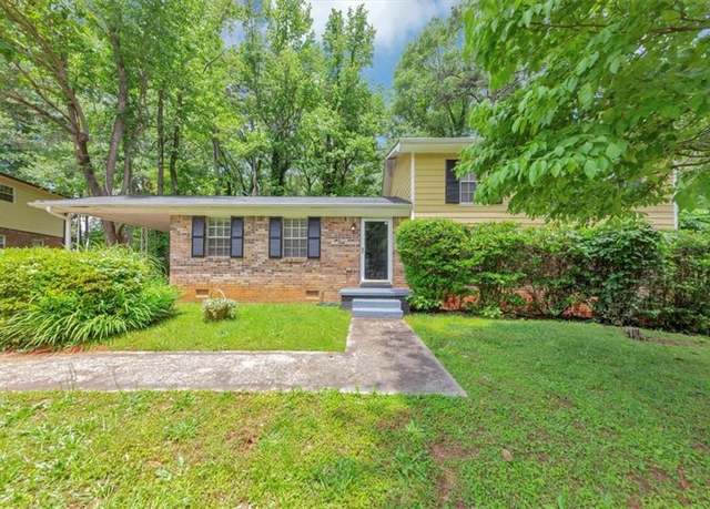 Property at 3900 Bressler Cir, Decatur, GA 30035, 4 beds, 2 baths
