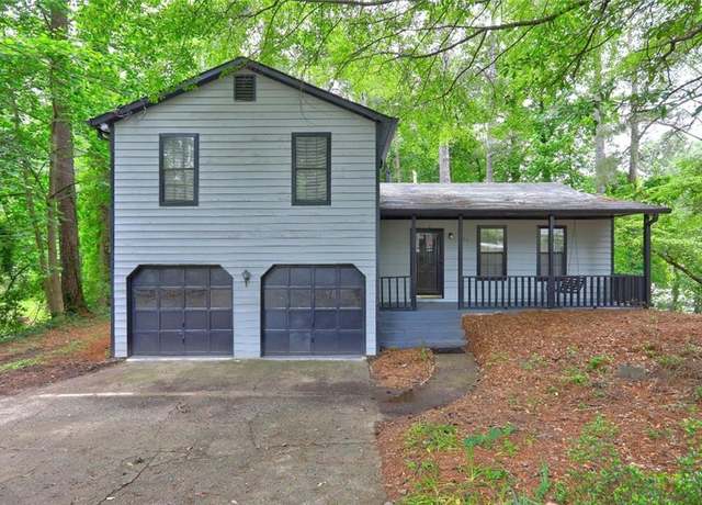Property at 129 Lester Rd NW, Lawrenceville, GA 30044, 5 beds, 2 baths