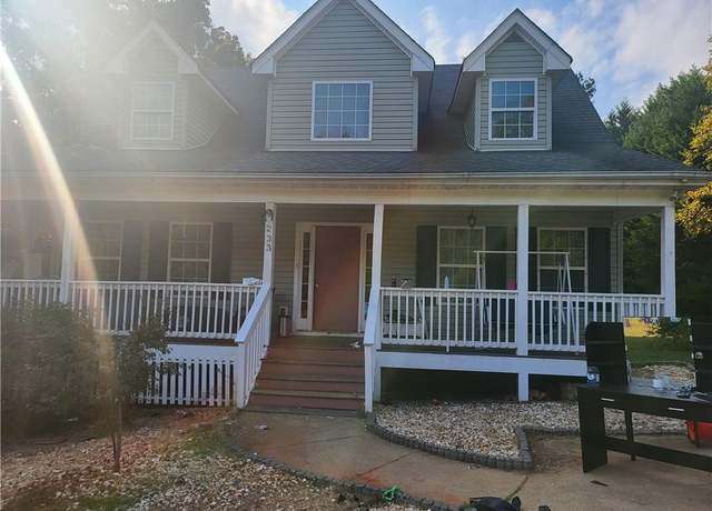 Property at 233 Henry Higgins Rd, Jackson, GA 30233, 3 beds, 2 baths