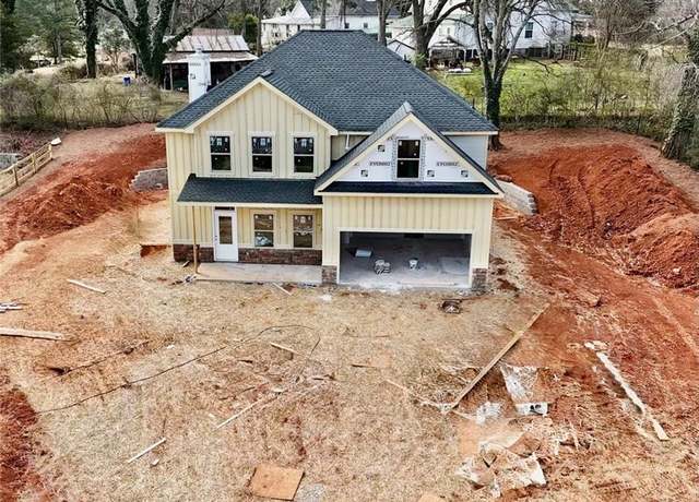 Property at 162 Ashford Ln, Commerce, GA 30529, 5 beds, 3 baths
