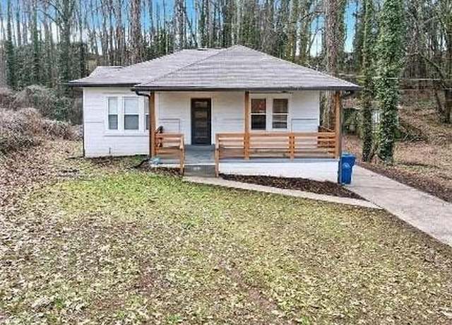 Property at 124 Fairfield Pl NW, Atlanta, GA 30314, 3 beds, 2 baths