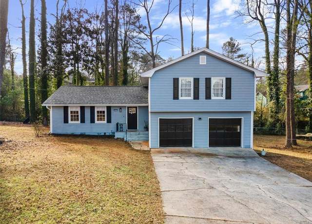 Property at 4611 Eberline Ct, Stone Mountain, GA 30083, 4 beds, 2.5 baths