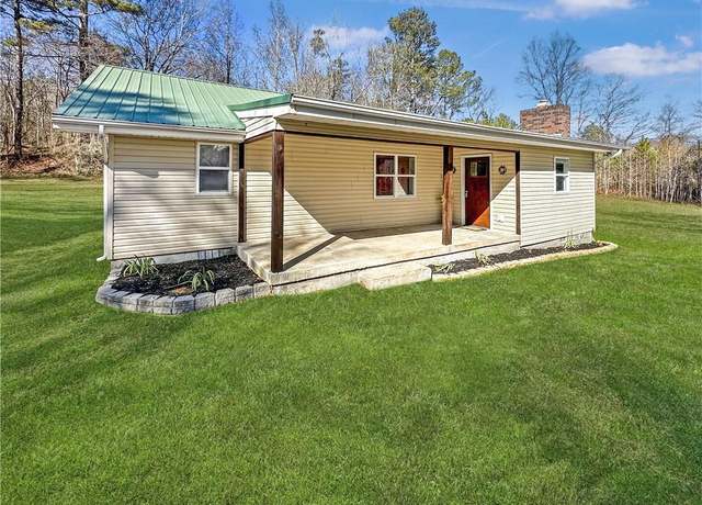Property at 7876 151 Hwy, La Fayette, GA 30728, 3 beds, 1.5 baths
