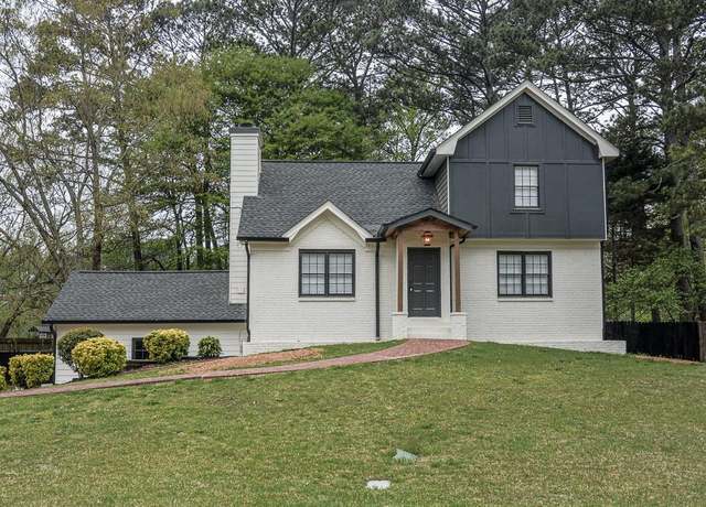 Property at 2048 Kelvin Dr, Lawrenceville, GA 30043, 3 beds, 2 baths