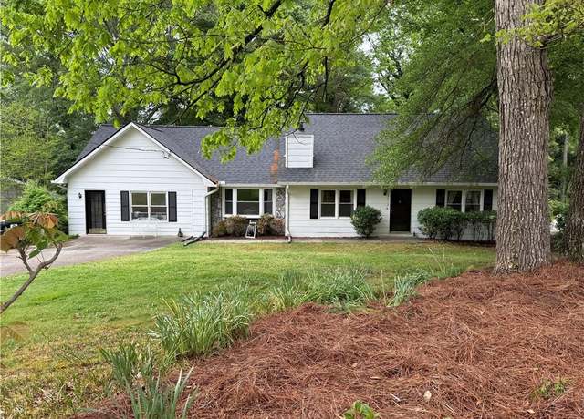 Property at 3013 Barcelona Way, Conyers, GA 30012, 3 beds, 2 baths