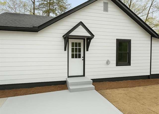 Property at 1691 Flat Shoals Rd, Atlanta, GA 30316, 3 beds, 2 baths