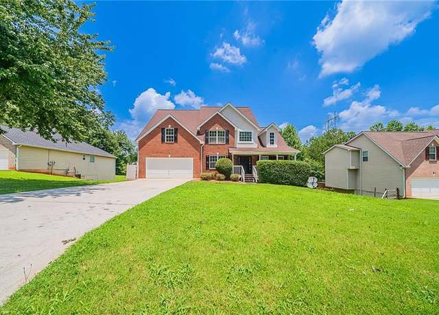 Property at 3961 S River Ln, Ellenwood, GA 30294, 6 beds, 4.5 baths