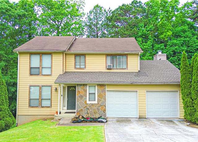 Property at 1012 Chapman Cir, Stone Mountain, GA 30088, 4 beds, 2.5 baths