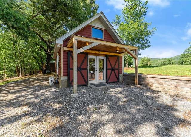 Property at 0 Harkins Rd, Cleveland, GA 30528, 2 beds, 1 bath
